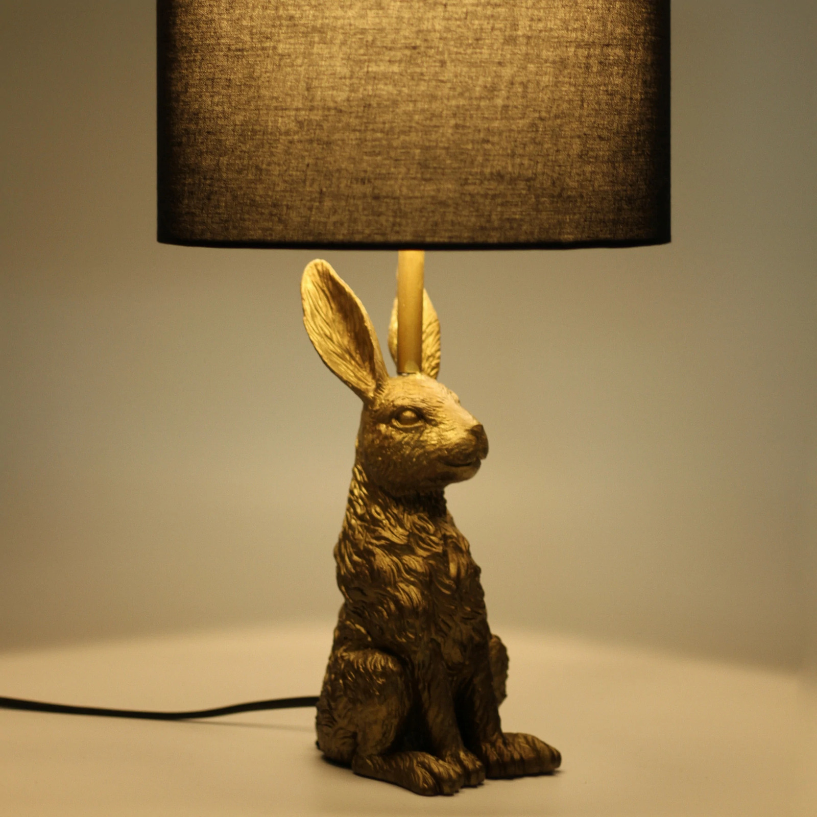 Rabbit Sitting Table Lamp - Gold