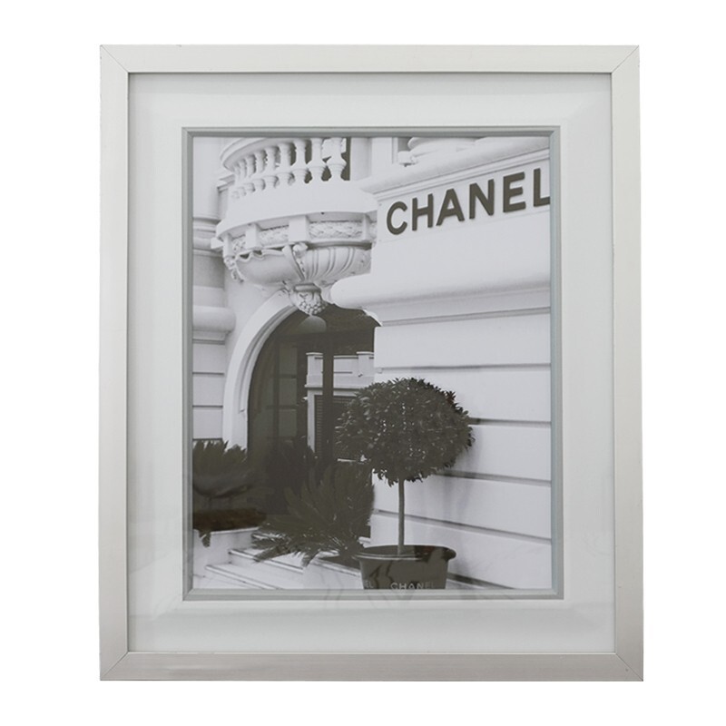 Chanel Shop 16 x 20"